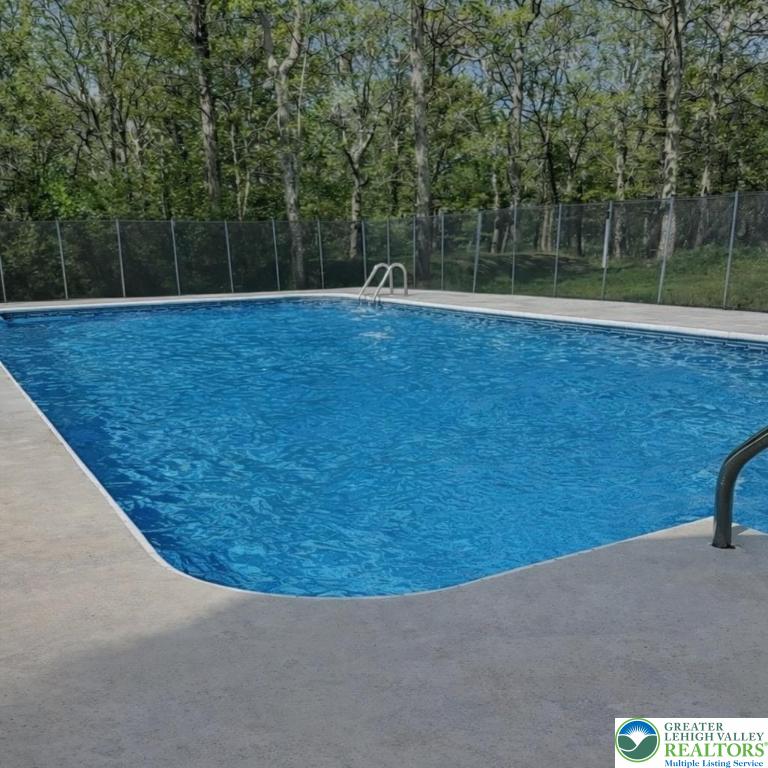 162 Oak Ridge Drive Milford, PA 18337 - Photo 36 of 37