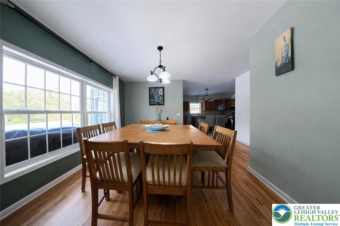 162 Oak Ridge Drive Milford, PA 18337 - Photo 9 of 37