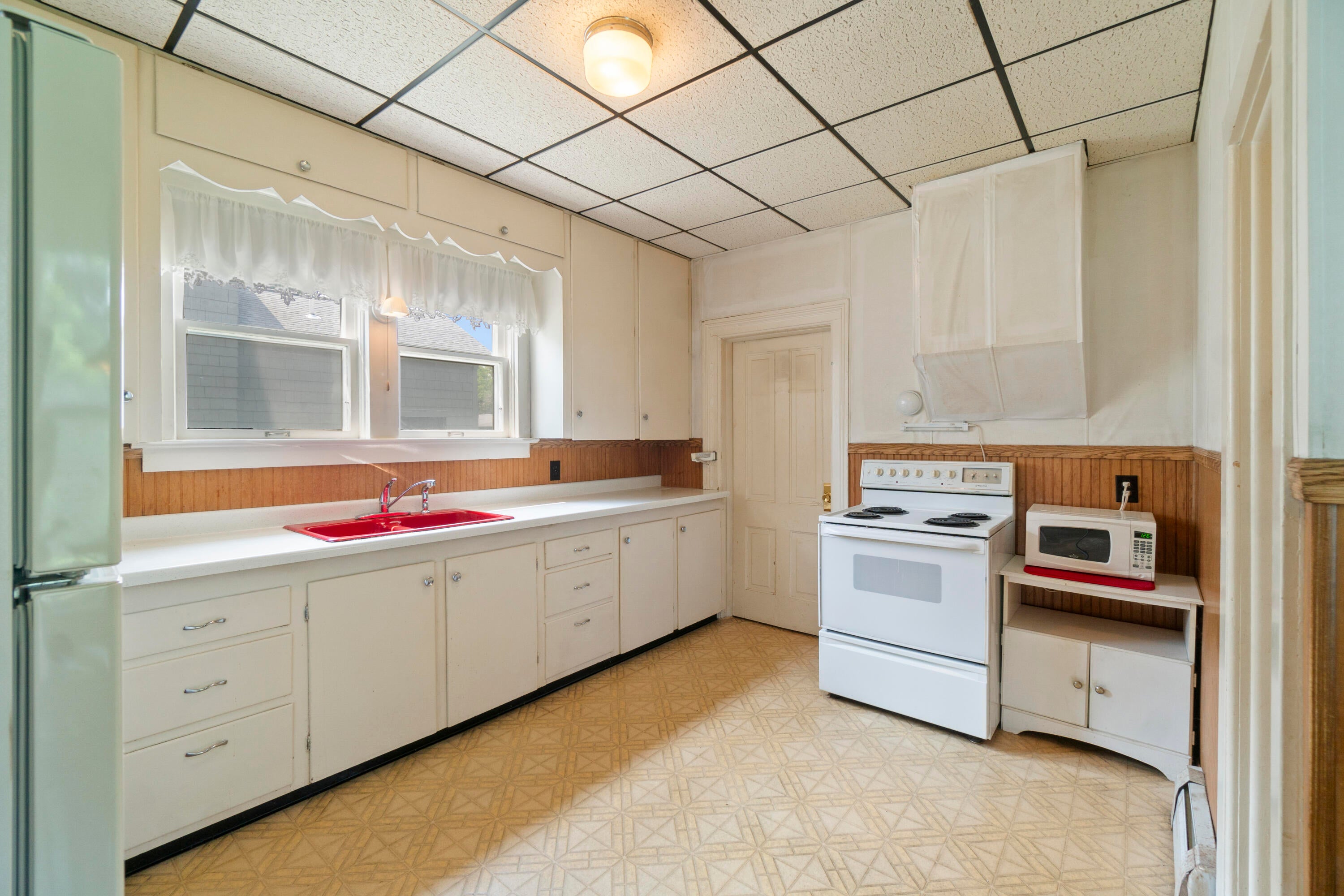 757 North Main Street Cheboygan, MI 49721 - Photo 9 of 35 Gallery Image 9