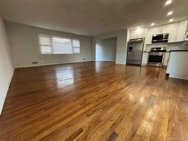 $849,000 | 11 Muir Place, New Rochelle, NY 10801