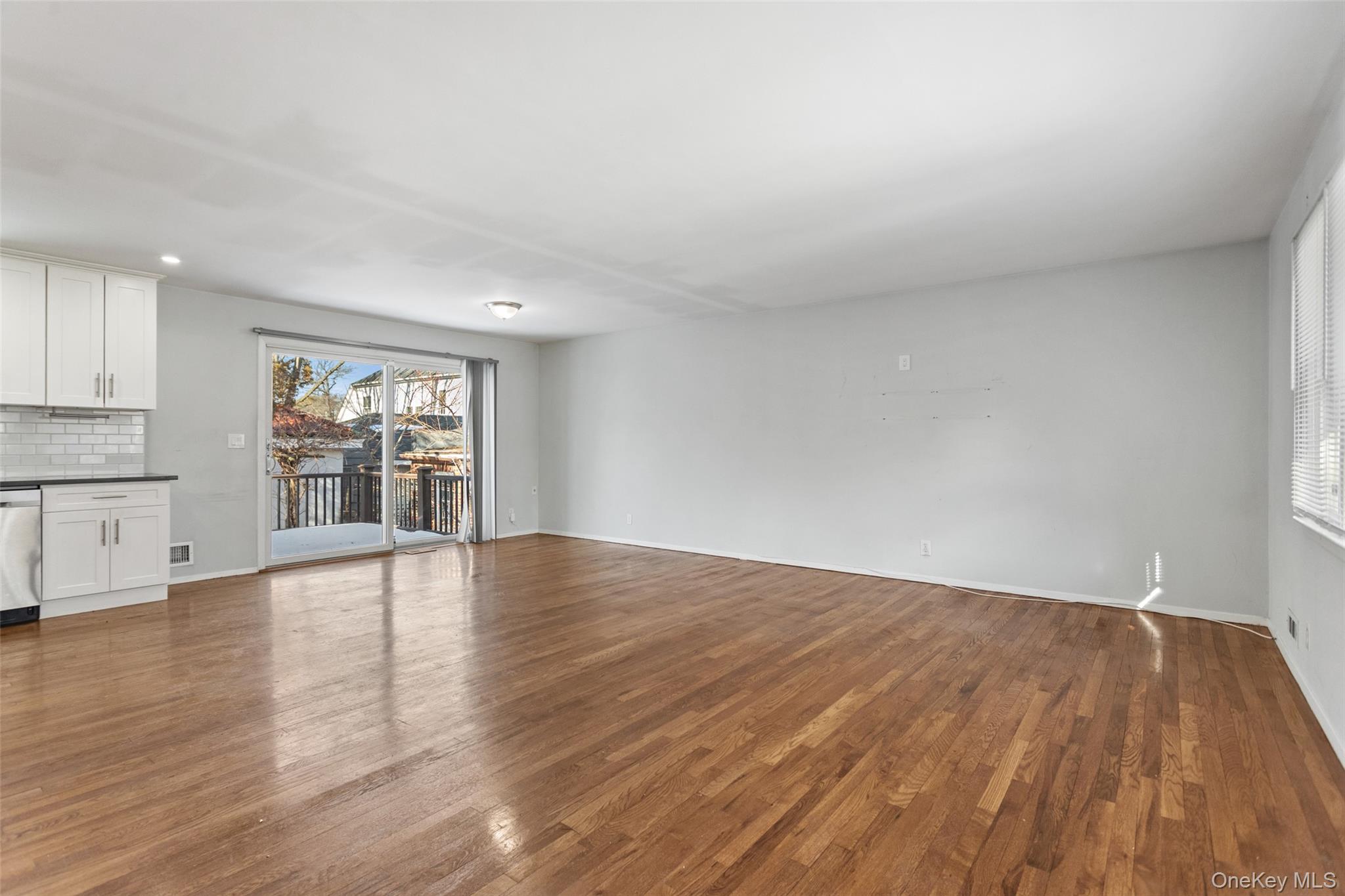 11 Muir Place New Rochelle, NY 10801 - Photo 10 of 30 Dining Area & Living Room from the Entrance