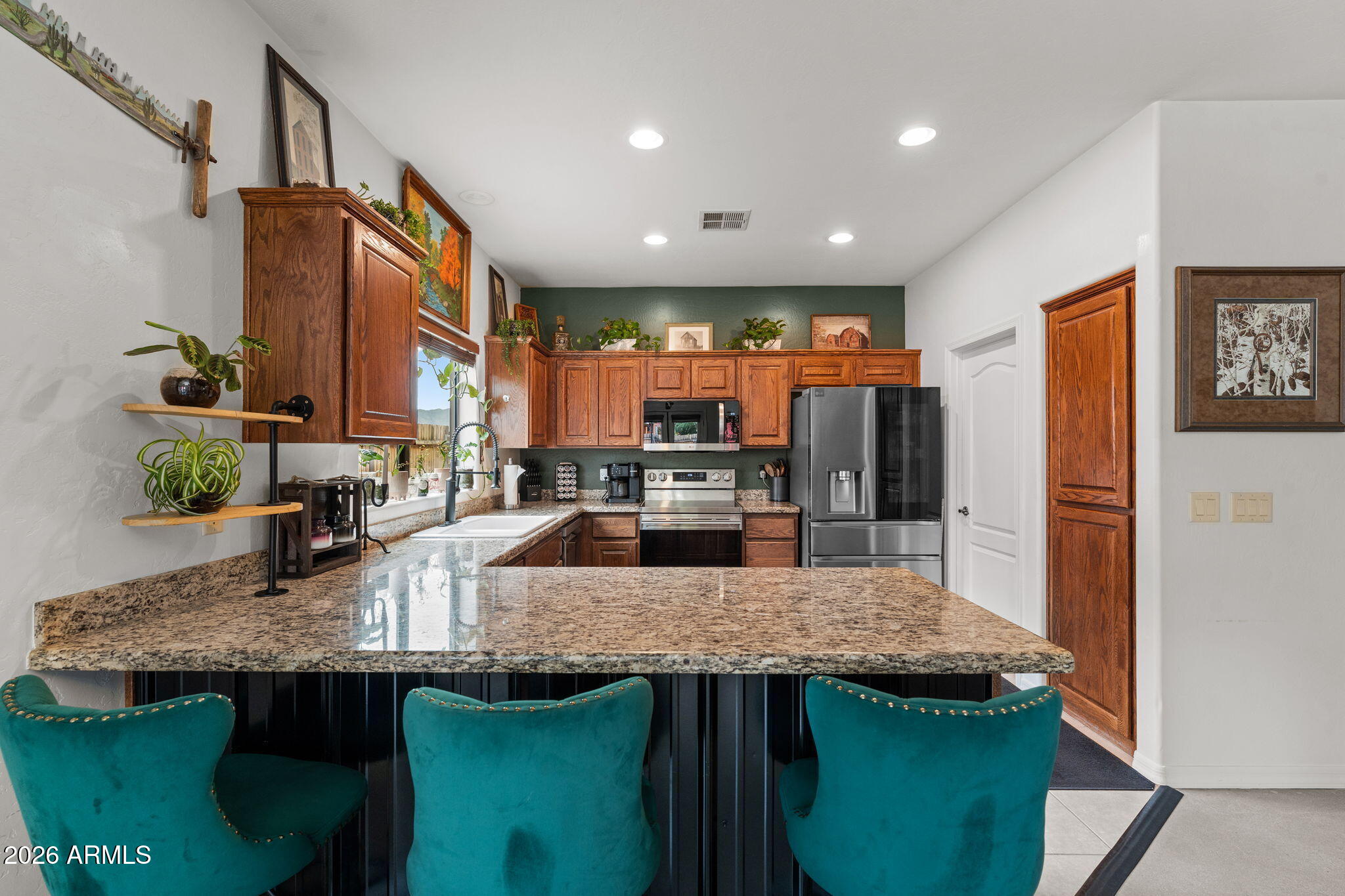 27170 Bennett Way Congress, AZ 85332 - Photo 8 of 36 11-web-or-mls-DSC05679
