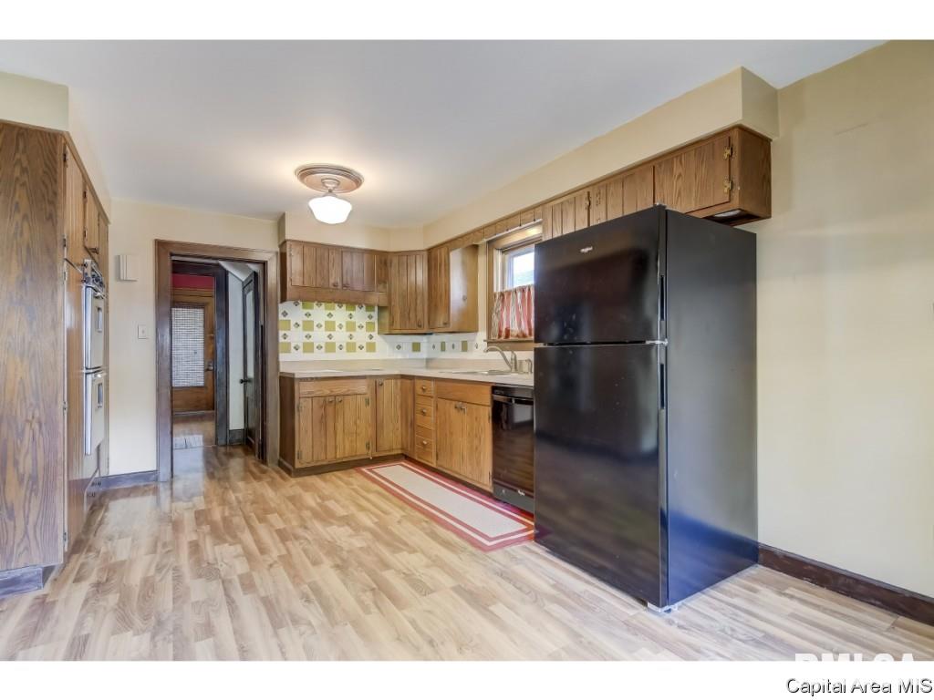 850 South State Street Springfield, IL 62704 - Photo 12 of 24