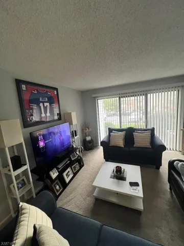 $2,450 | 292 English Place, Bernards, NJ 07920