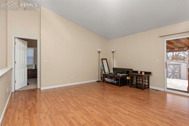 5239 Rondo Way Colorado Springs, CO 80911 - Photo 9 of 33