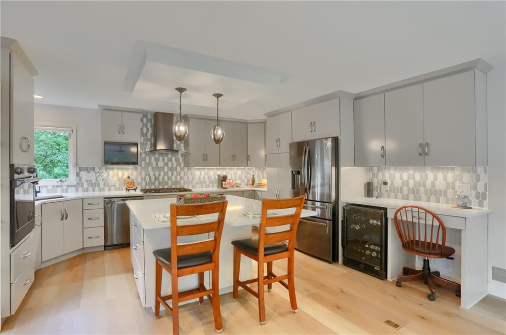 509 Sharon Road Moon Township, PA 15108 - Photo 12 of 50 Gallery Image 12