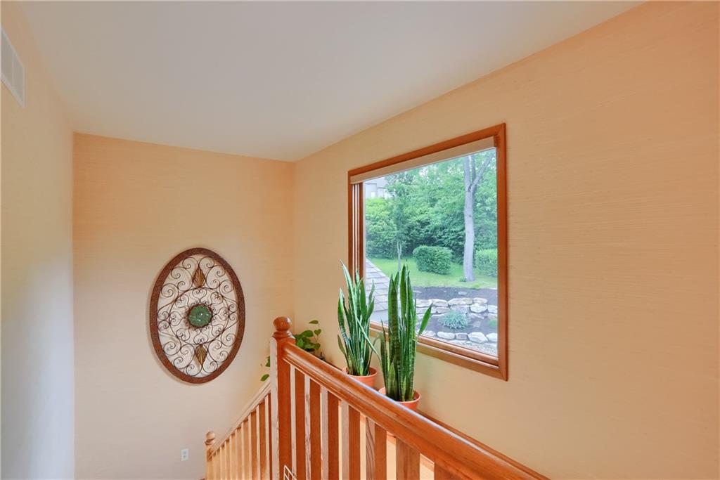509 Sharon Road Moon Township, PA 15108 - Photo 26 of 50 Gallery Image 26
