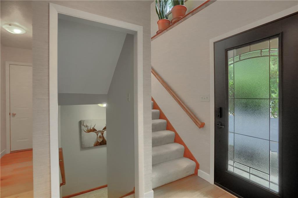 509 Sharon Road Moon Township, PA 15108 - Photo 3 of 50 Gallery Image 3