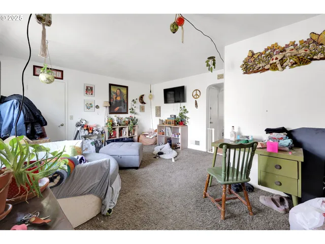 $370,000 | 3118 Richard Avenue, Eugene, OR 97402