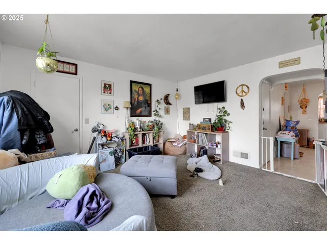 $370,000 | 3118 Richard Avenue, Eugene, OR 97402