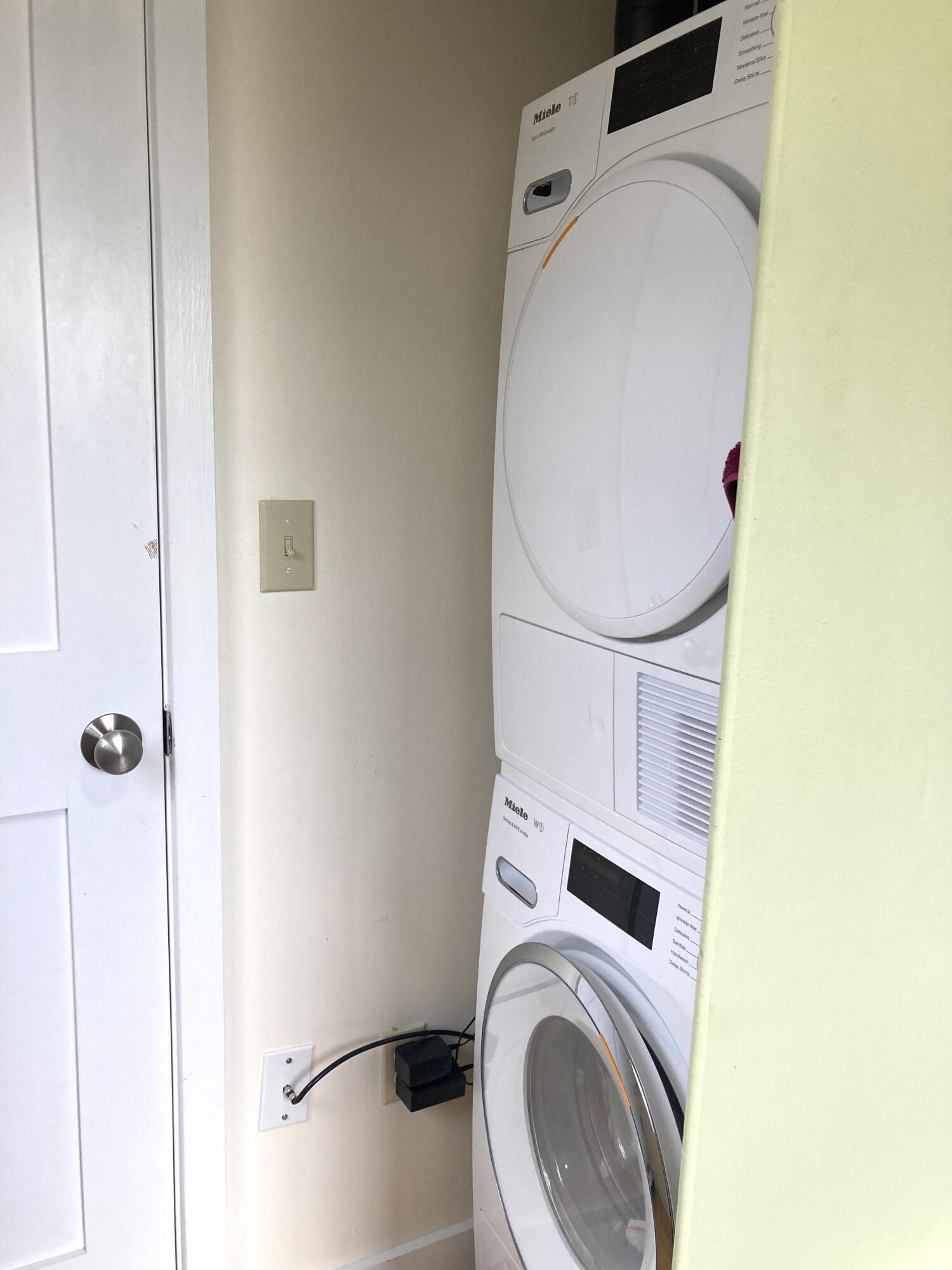 21 Crowley Island Road Corea, ME 04624 - Photo 11 of 22 Laundry area next to den.
