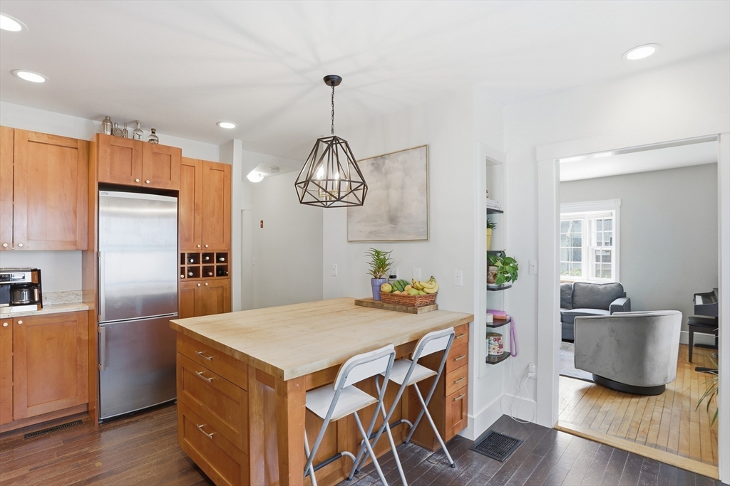 80 Concord Street Maynard, MA 01754 - Photo 5 of 29 a kitchen with a table and chairs