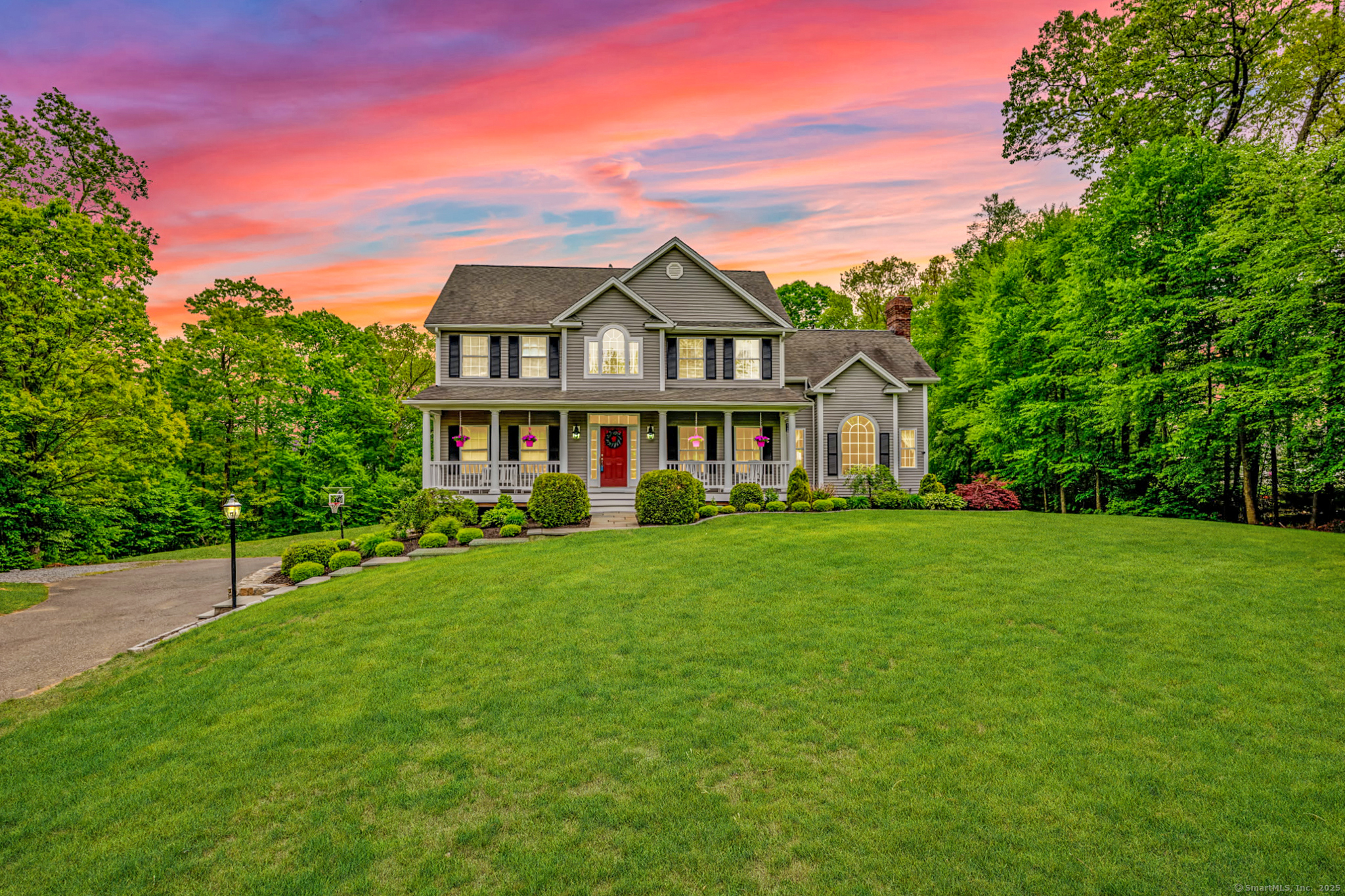 8 Owl Ridge Road Oxford, CT 06478 - Photo 1 of 1 Gallery Image 1