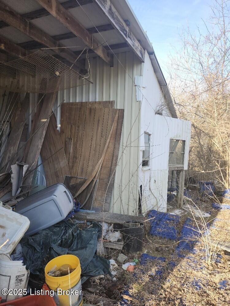 194 Carson Loop Sanders, KY 41083 - Photo 13 of 13 storage building