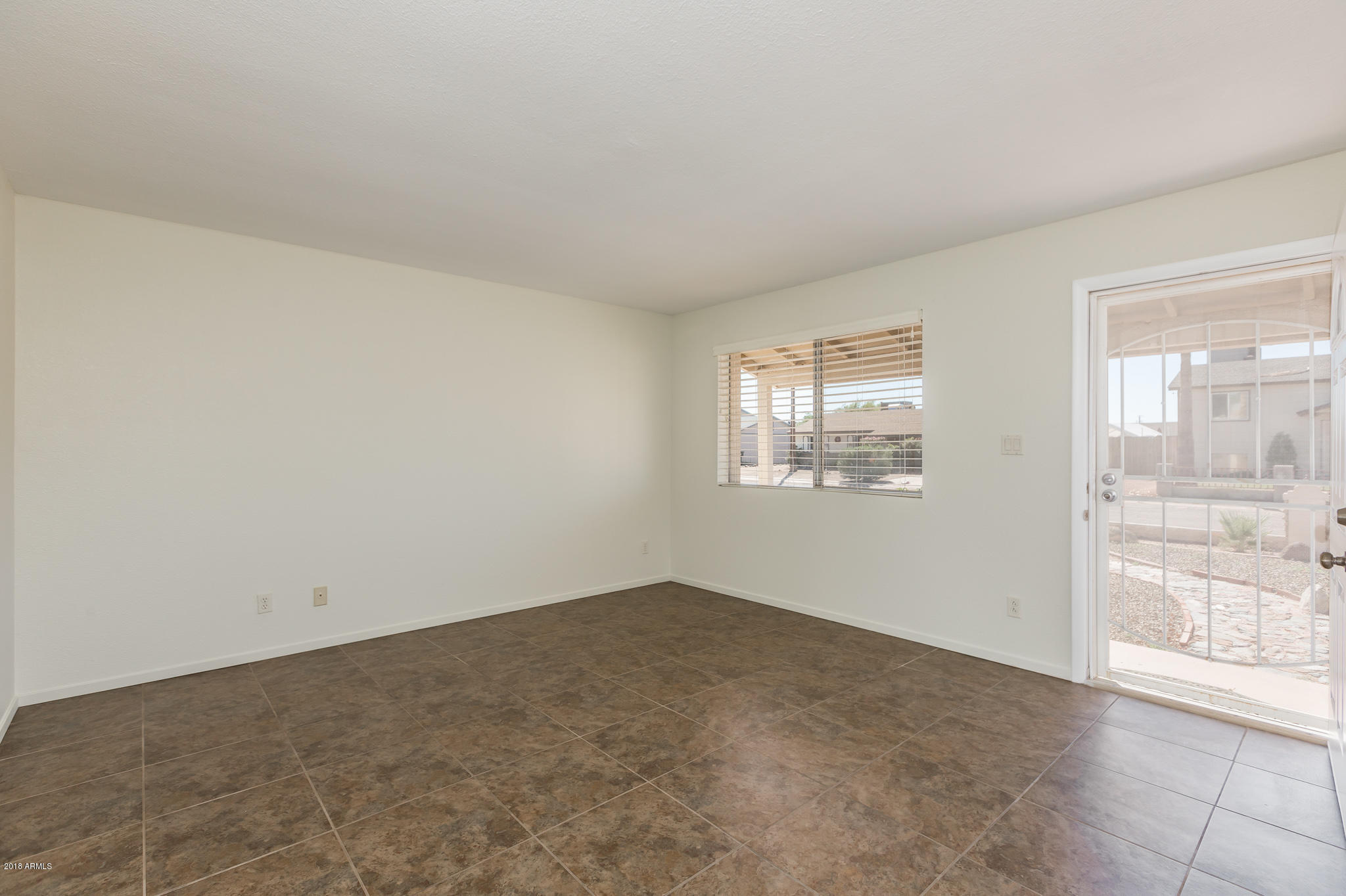 3718 West Bloomfield Road Phoenix, AZ 85029 - Photo 6 of 23 Real Estate 10-9-18-7-Edit