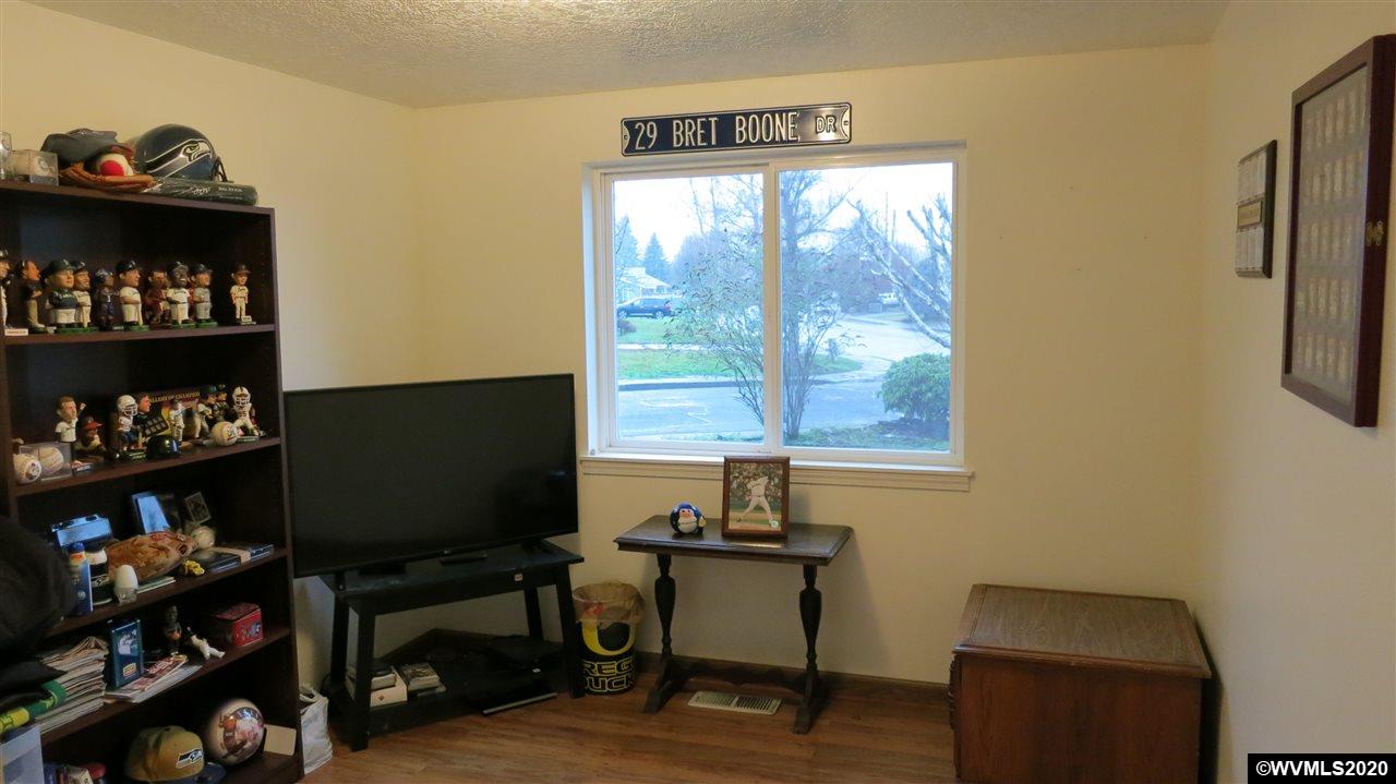 1201 Southwest Bryson Street Dallas, OR 97338 - Photo 13 of 23 Gallery Image 13