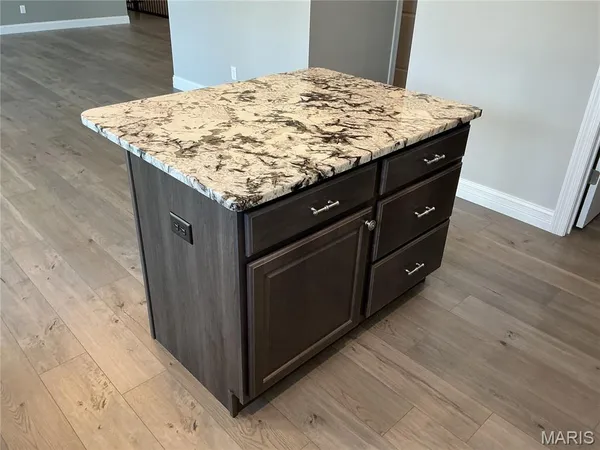 $435,000 | 2906 Shirley Close Road, Washington, MO 63090