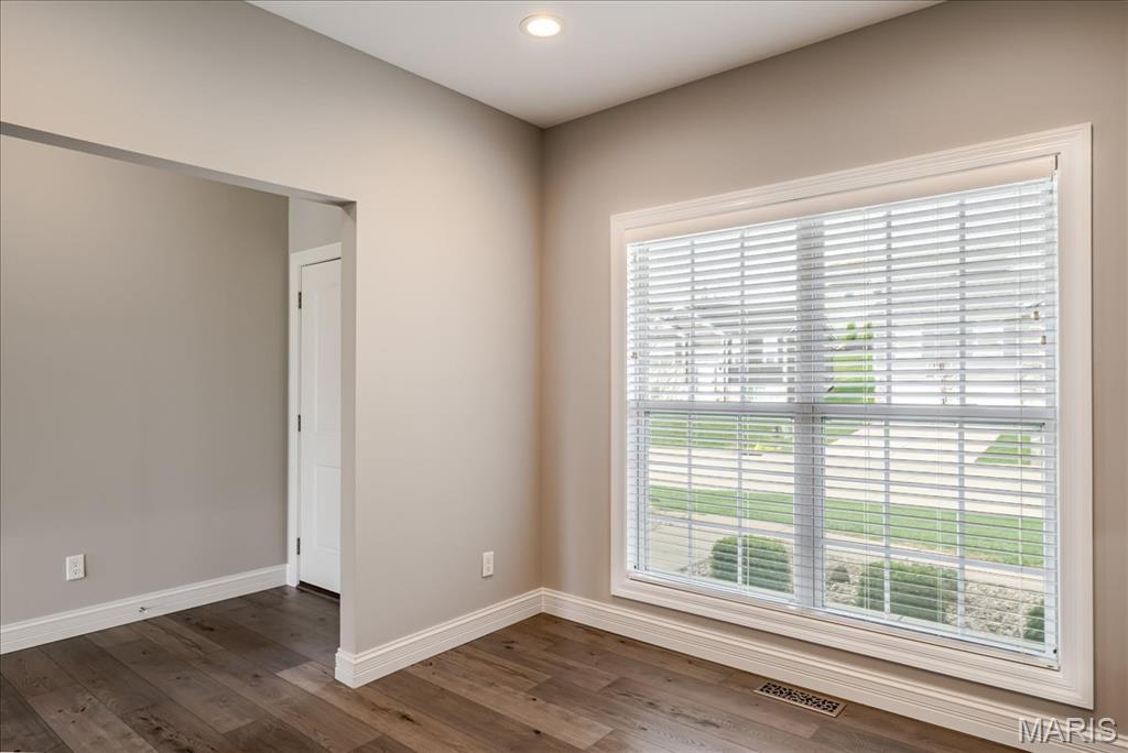 2906 Shirley Close Road Washington, MO 63090 - Photo 8 of 51