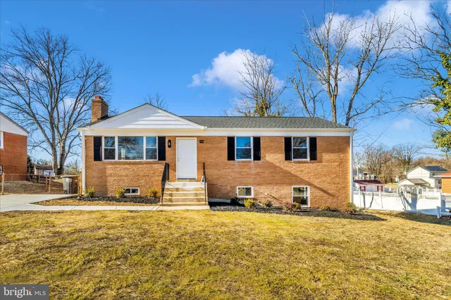 $3,200 | 7103 Loch Raven Road, Temple Hills, MD 20748