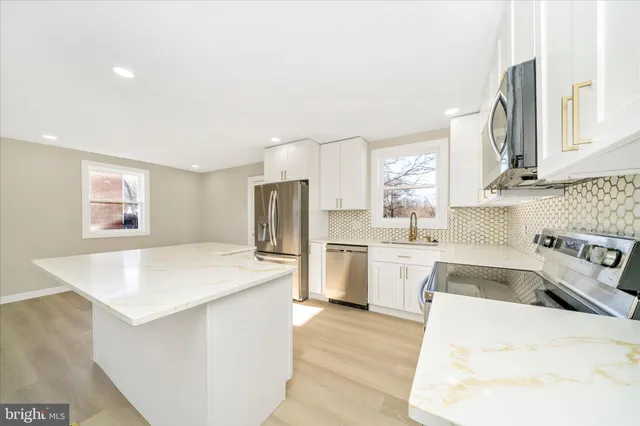 $3,200 | 7103 Loch Raven Road, Temple Hills, MD 20748