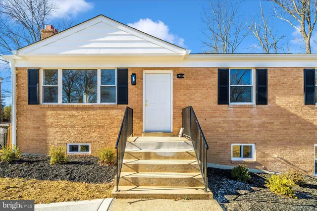 $3,200 | 7103 Loch Raven Road, Temple Hills, MD 20748