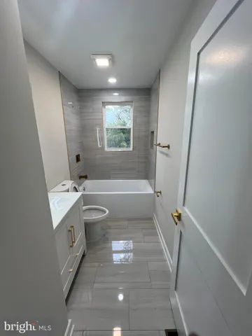 $3,200 | 7103 Loch Raven Road, Temple Hills, MD 20748