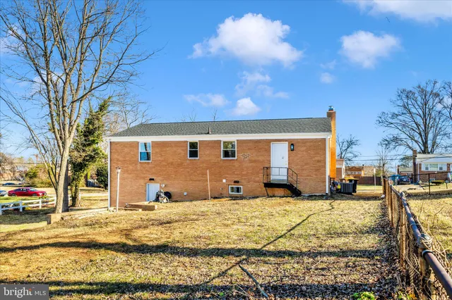 $3,200 | 7103 Loch Raven Road, Temple Hills, MD 20748