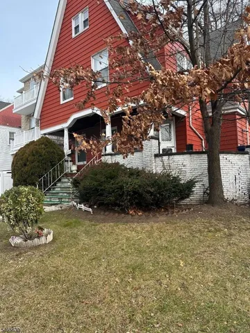 $350,000 | 18 Hawthorne Place, East Orange, NJ 07018
