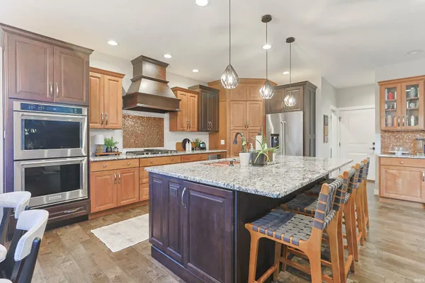 $689,900 | 709 West Shore Drive, Osceola, IN 46561