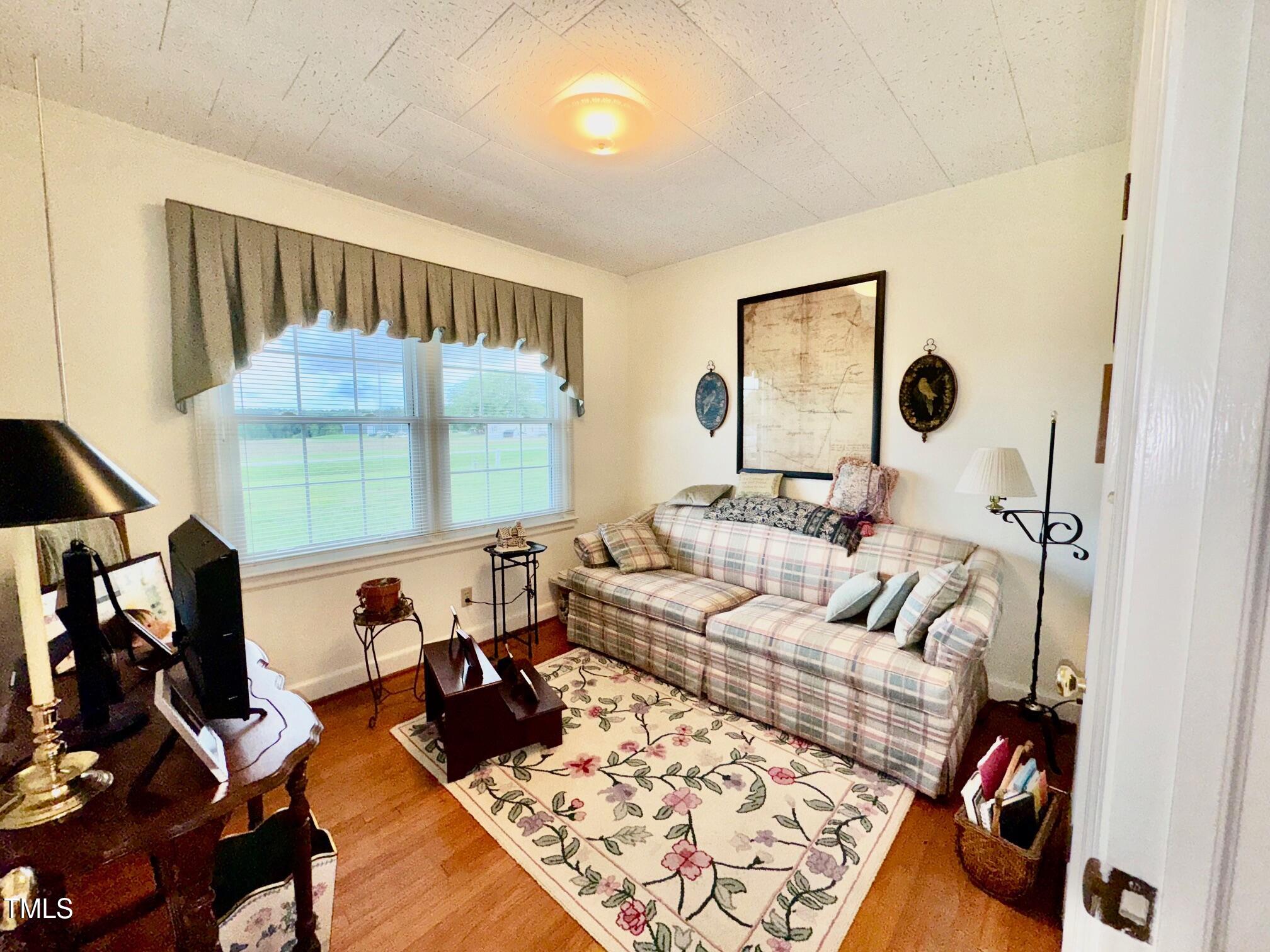 1829 Stewart Farm Road Henderson, NC 27537 - Photo 18 of 27 IMG_2495