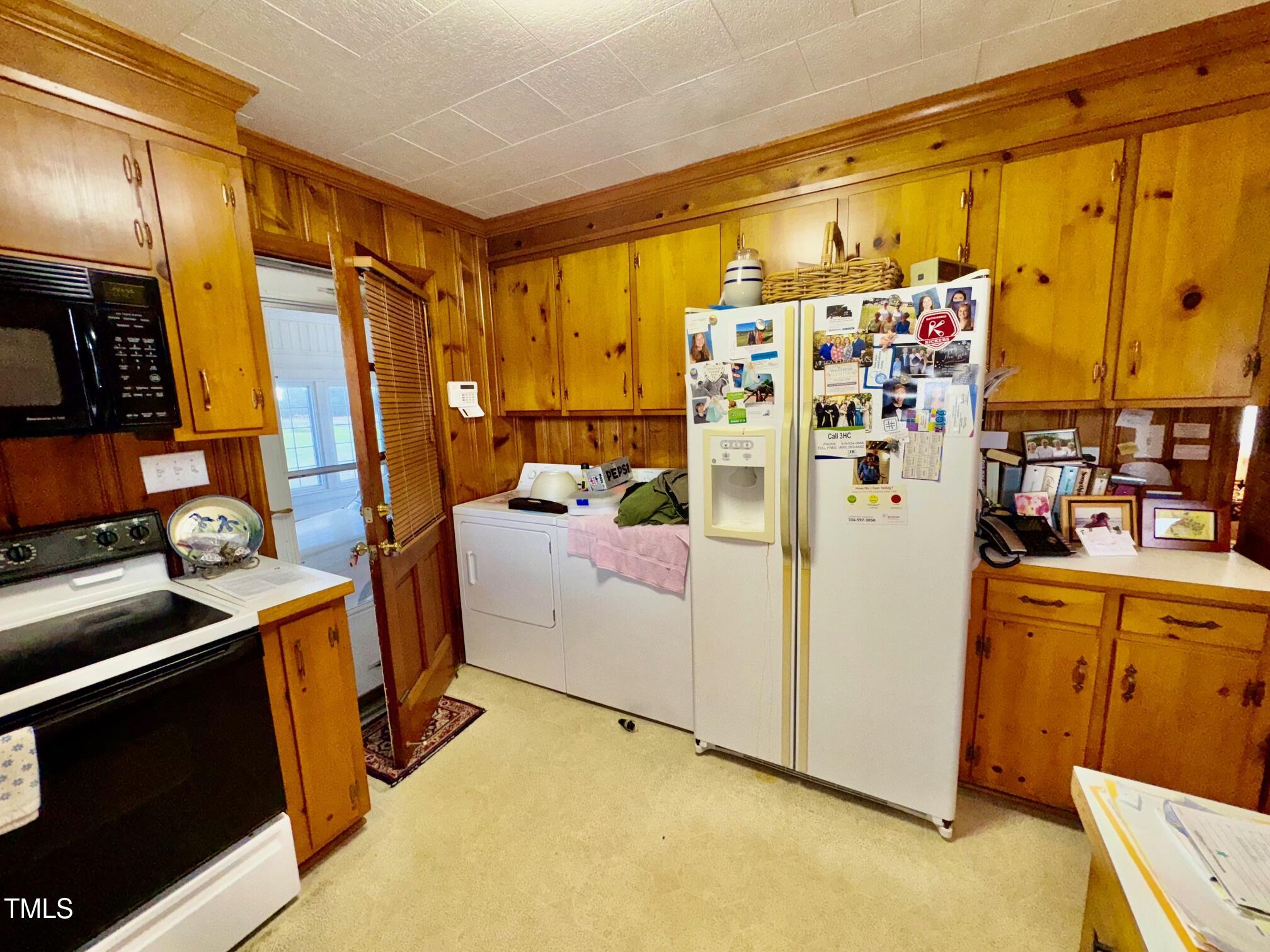 1829 Stewart Farm Road Henderson, NC 27537 - Photo 9 of 27 IMG_2490