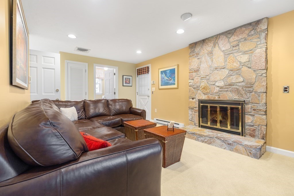 651 Belknap Road Framingham, MA 01701 - Photo 14 of 42 Gallery Image 14