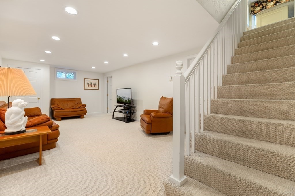 651 Belknap Road Framingham, MA 01701 - Photo 25 of 42 Gallery Image 25