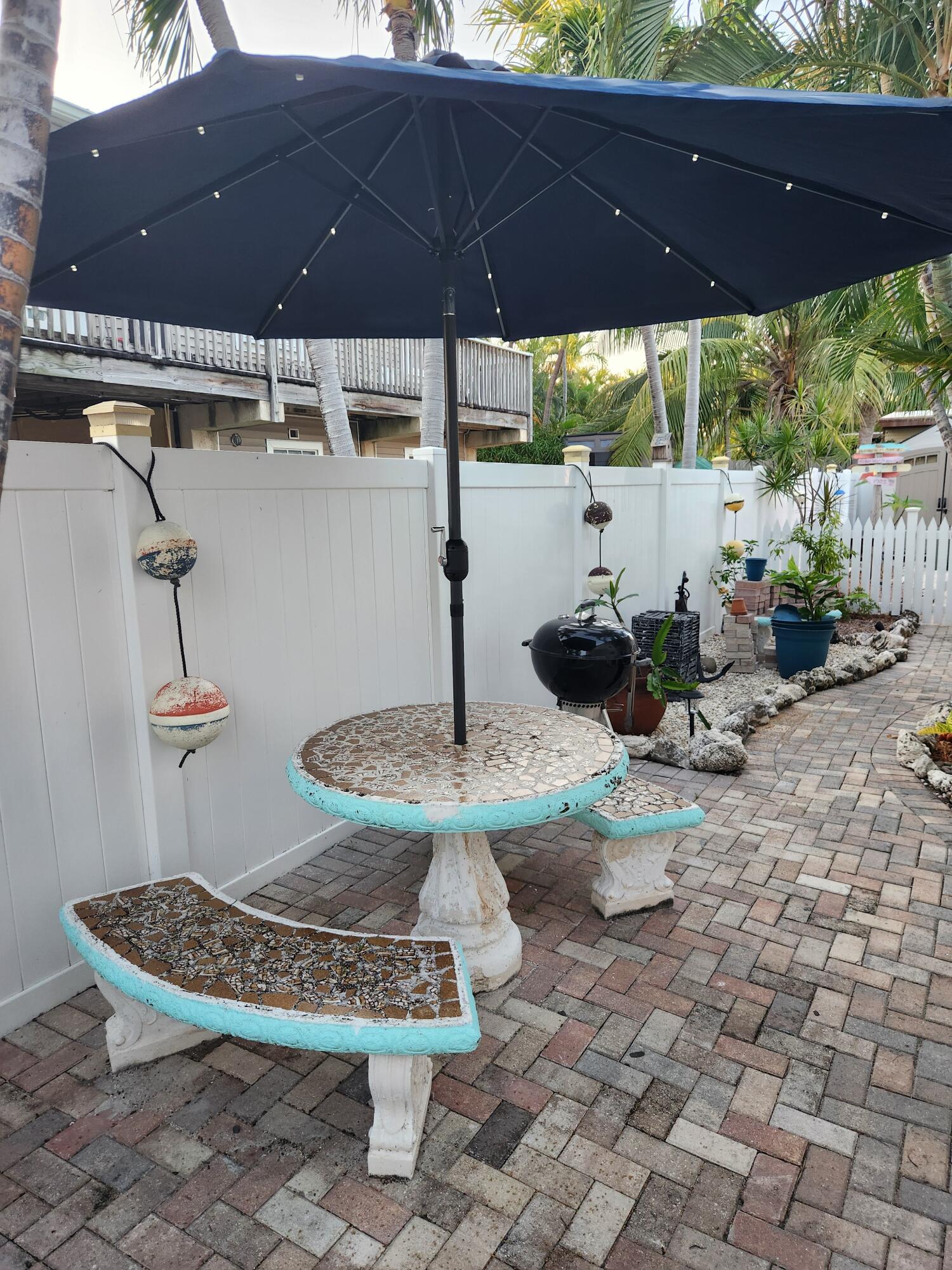 331 Ave F Key West, FL 33040 - Photo 15 of 18 Picnic Table Area