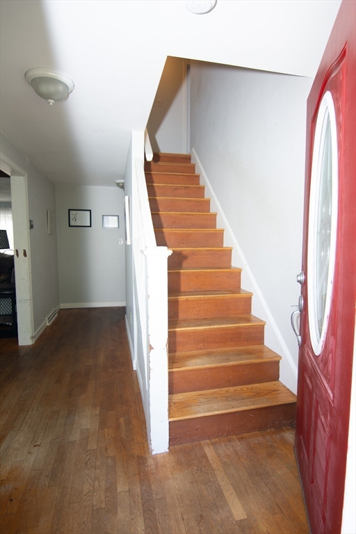 18 Amble Road Chelmsford, MA 01824 - Photo 13 of 42
