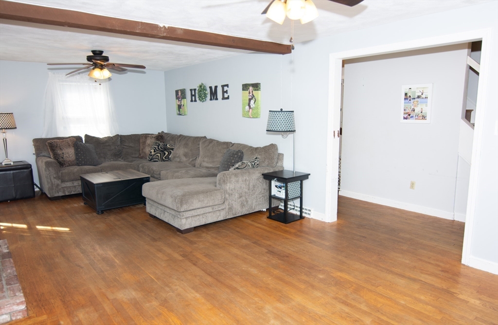18 Amble Road Chelmsford, MA 01824 - Photo 29 of 42
