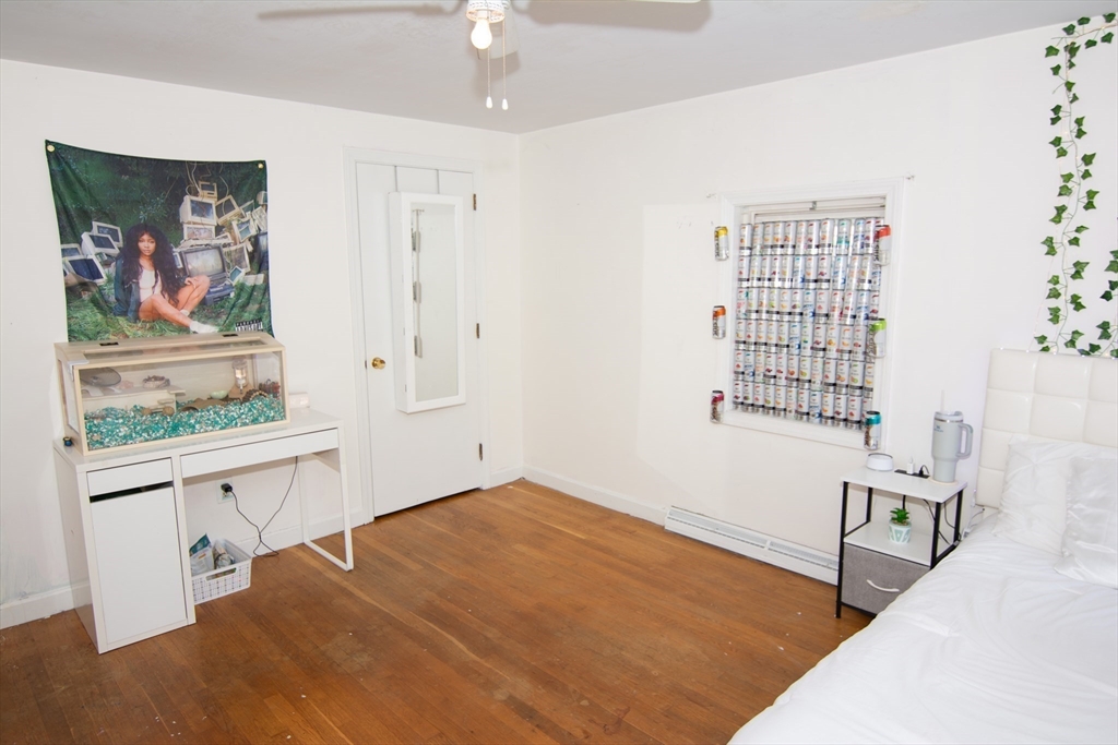 18 Amble Road Chelmsford, MA 01824 - Photo 5 of 42