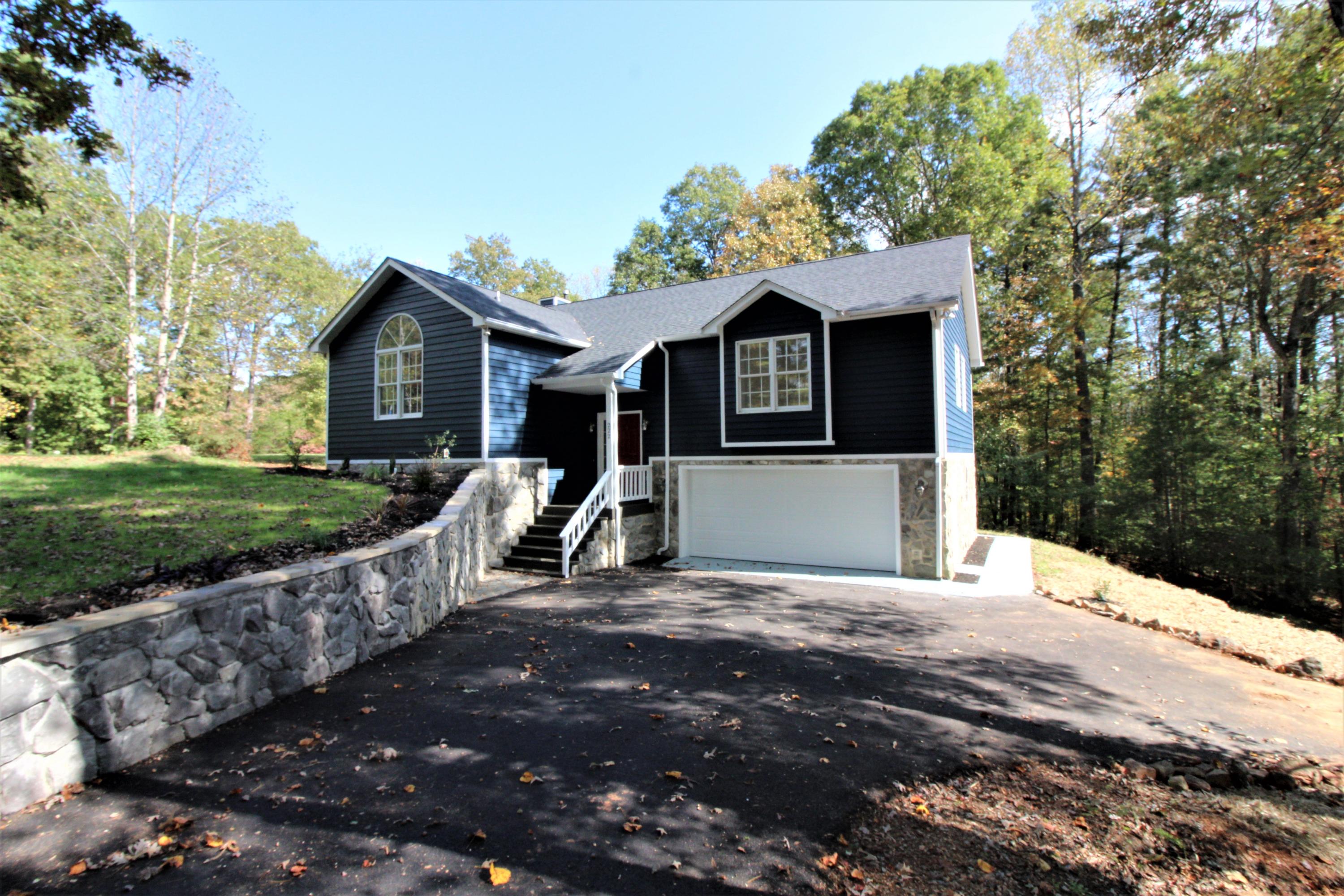 222 Mt Airy Road Hardy, VA 24101 - Photo 68 of 87 98