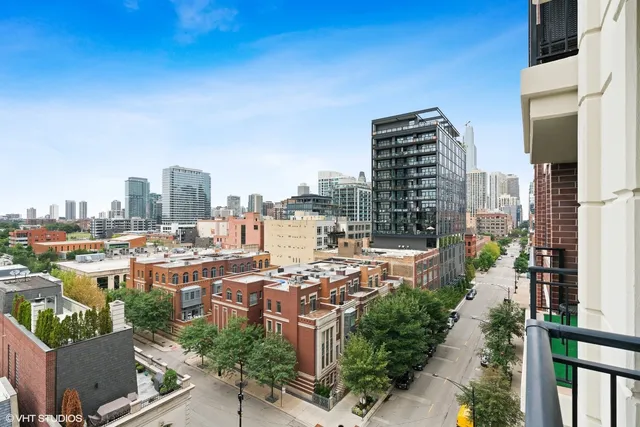 $2,600 | 451 West Huron Street, Unit 905, Chicago, IL 60654