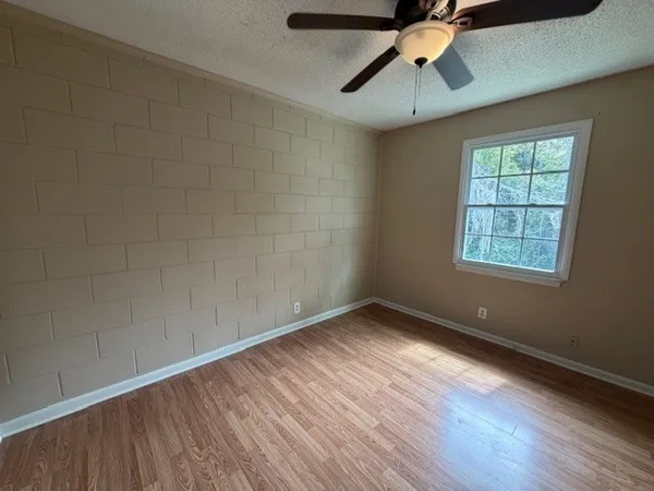 $1,325 | 502 Prince Street, Brunswick, GA 31520