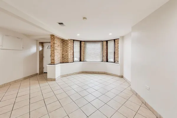 $679,900 | 4330 South Langley Avenue, Chicago, IL 60653
