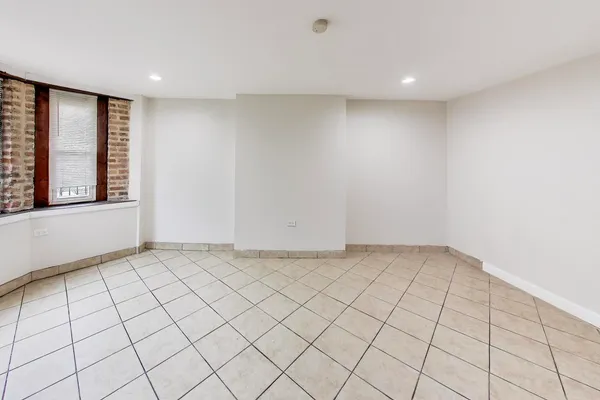 $679,900 | 4330 South Langley Avenue, Chicago, IL 60653