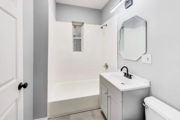 $679,900 | 4330 South Langley Avenue, Chicago, IL 60653