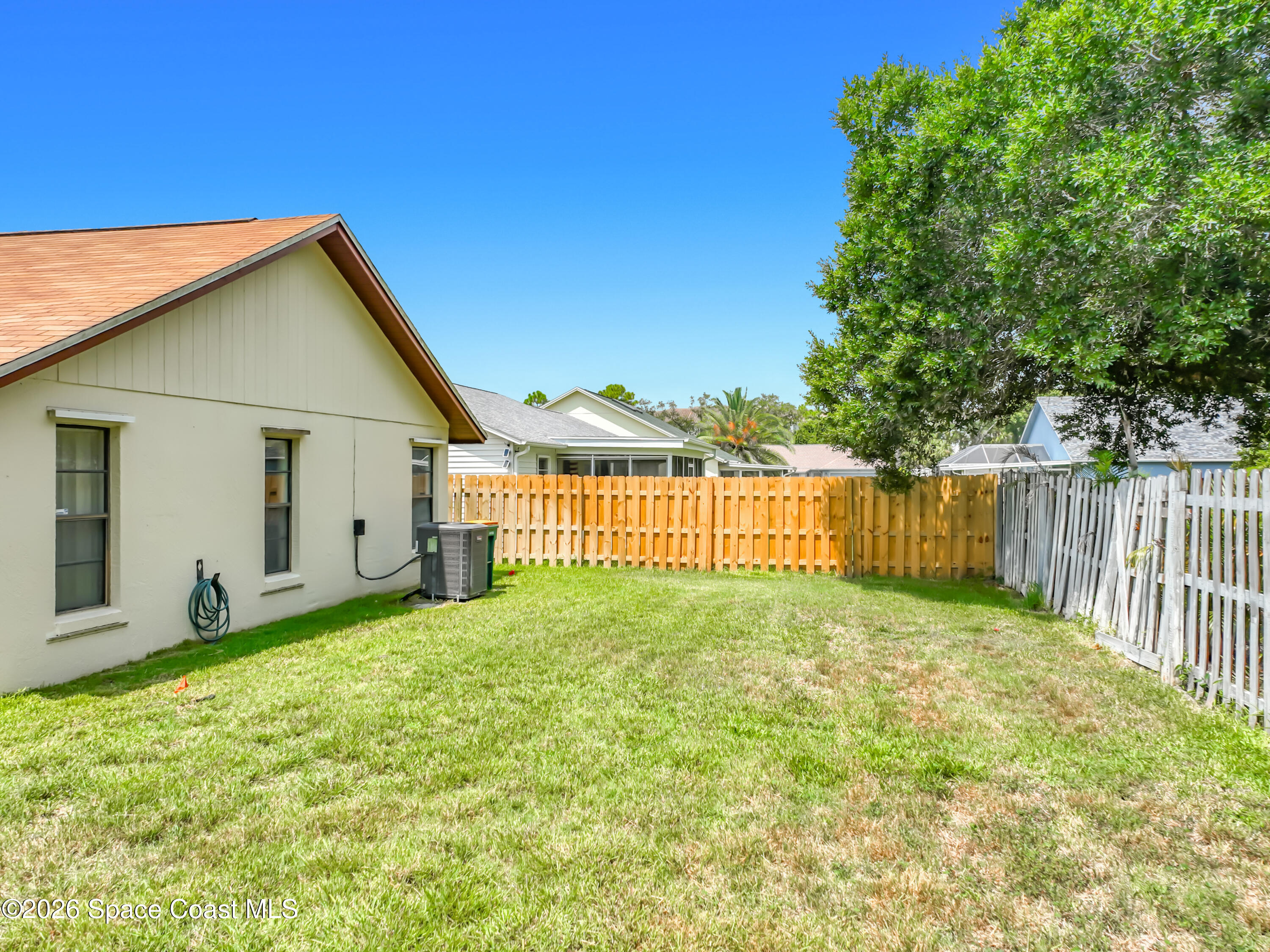 132 Oak Lake Road Melbourne, FL 32901 - Photo 21 of 24 132 Oak Lake Road-side