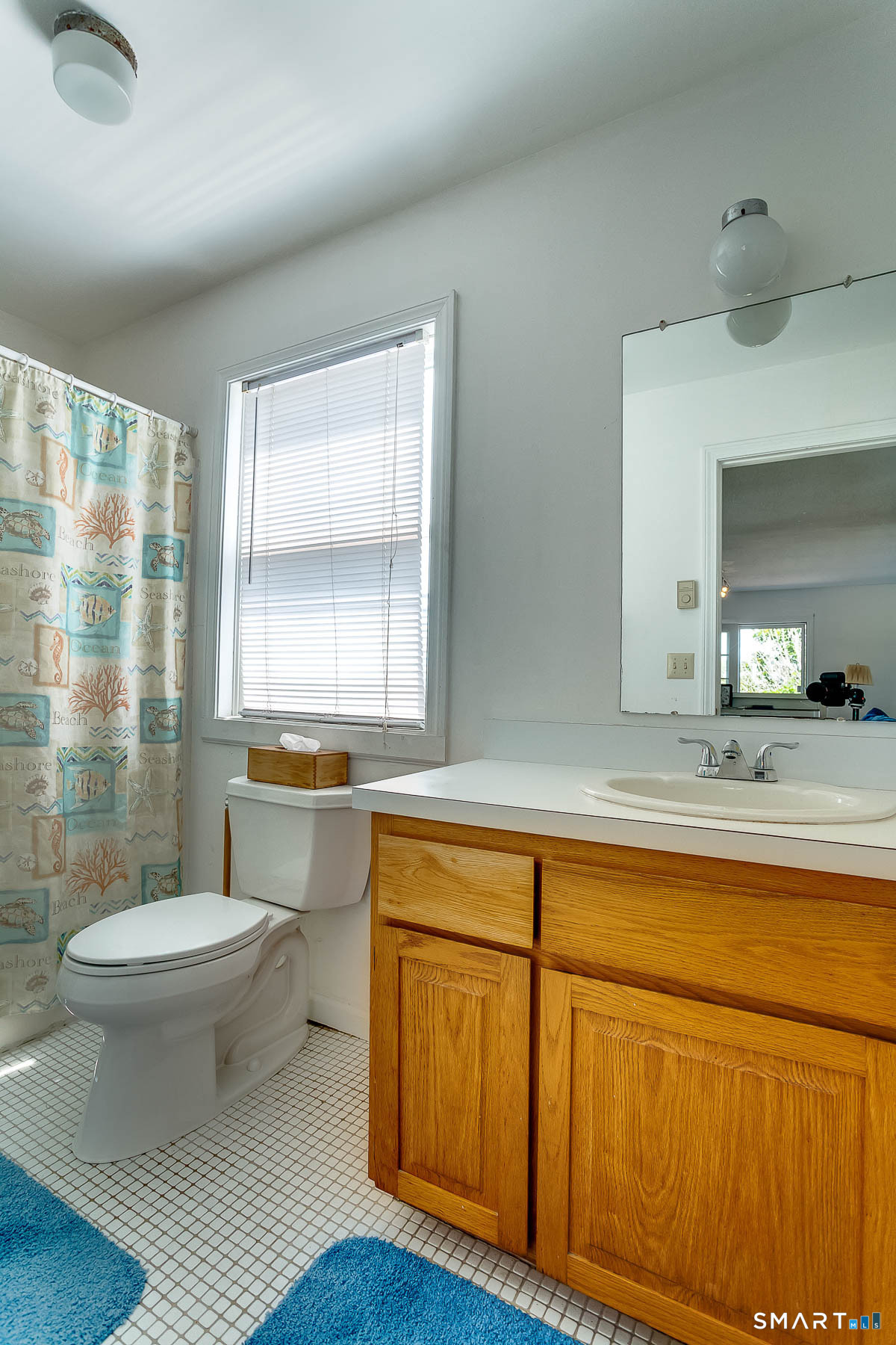 18 Atlantic Avenue Groton, CT 06340 - Photo 13 of 33