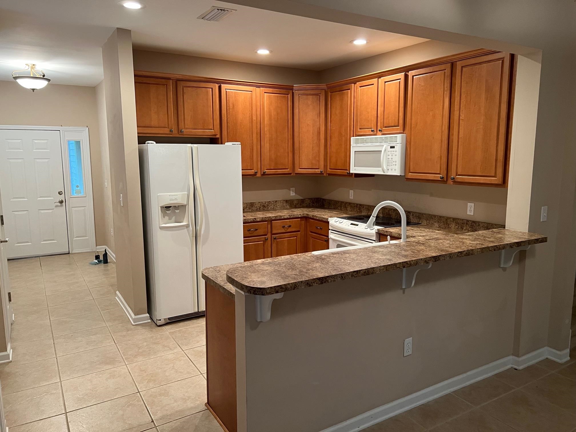 1325 Stone Road, Unit 304 Tallahassee, FL 32303 - Photo 16 of 18 Gallery Image 16