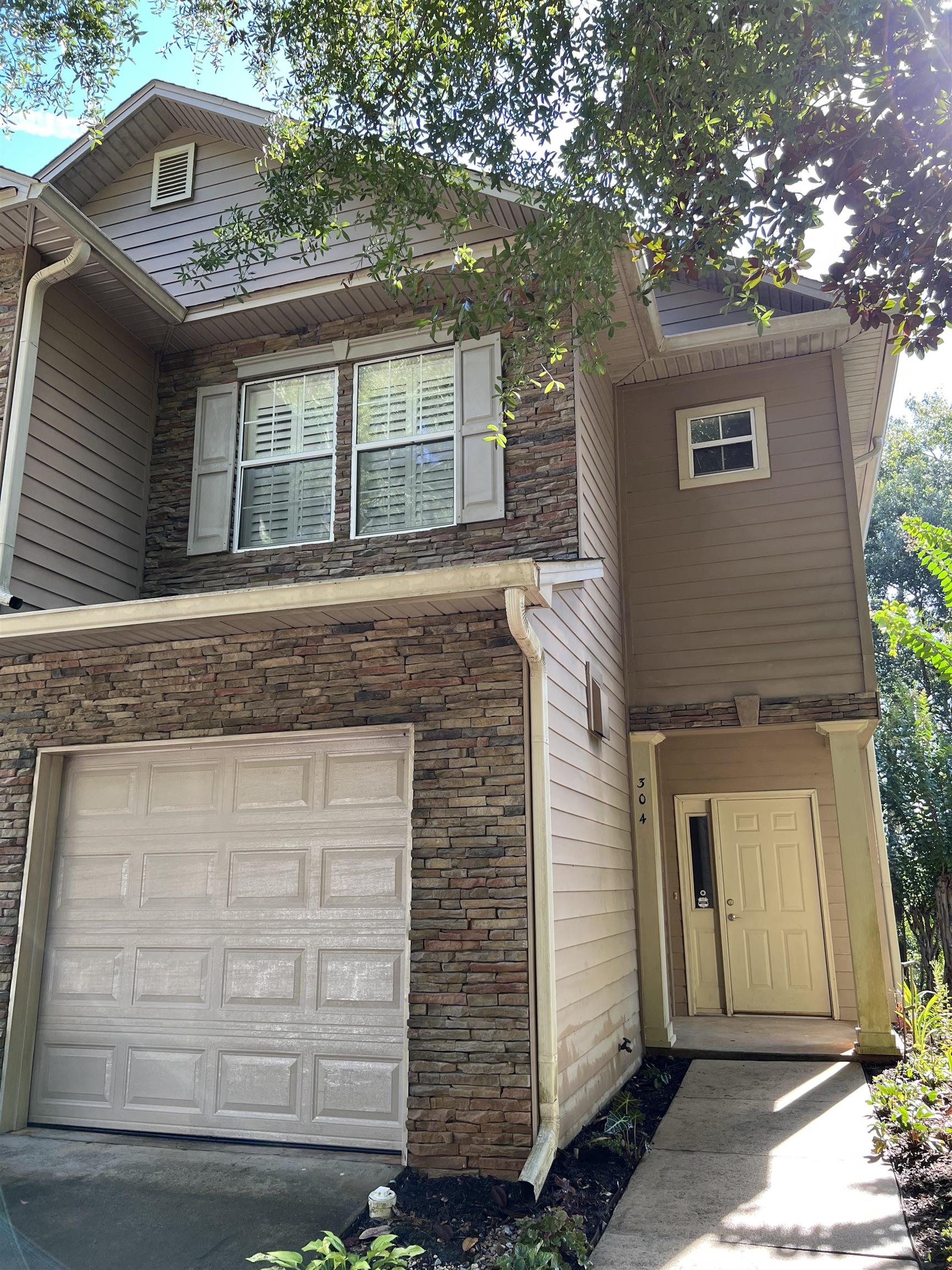 1325 Stone Road, Unit 304 Tallahassee, FL 32303 - Photo 9 of 18 Gallery Image 9