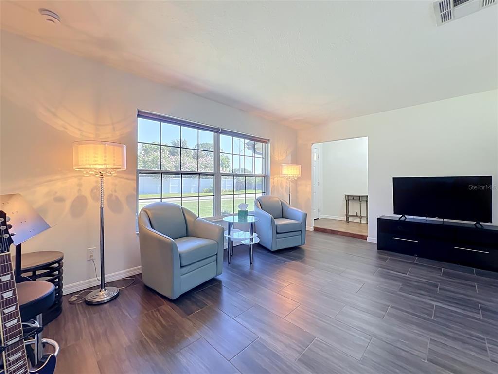 300 Oakhurst Street Altamonte Springs, FL 32701 - Photo 15 of 74