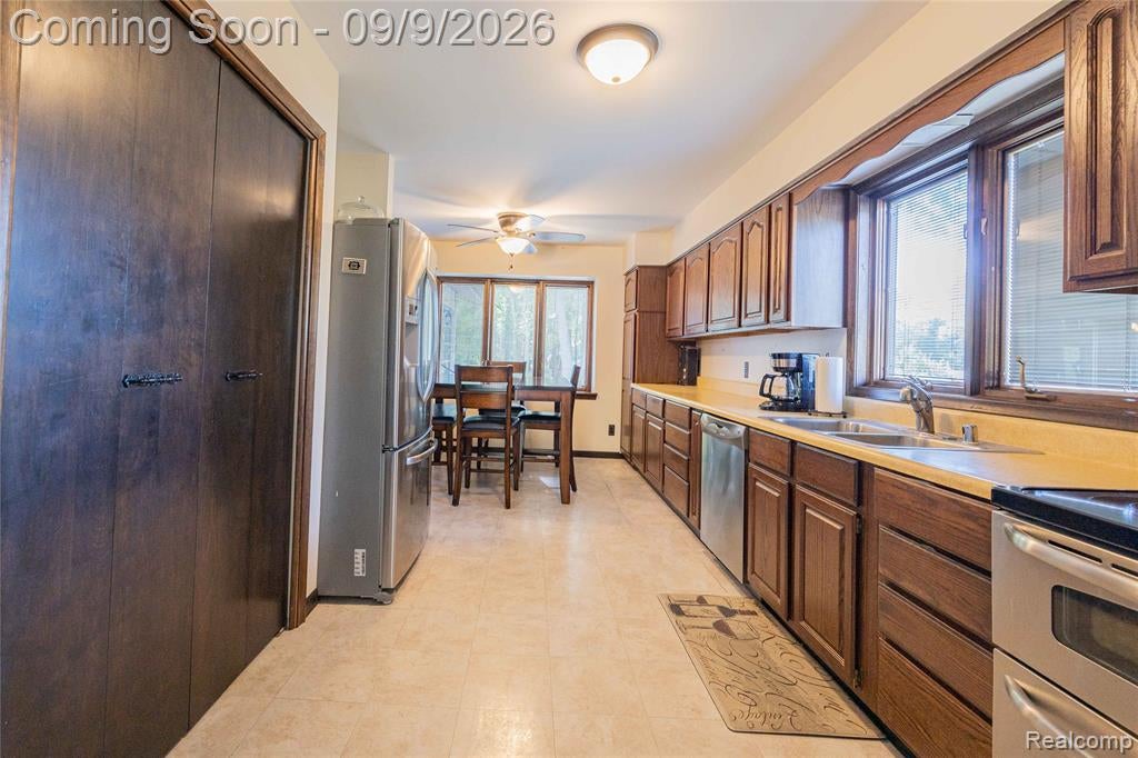 16300 Hannan Road Romulus, MI 48174 - Photo 10 of 32 Gallery Image 10