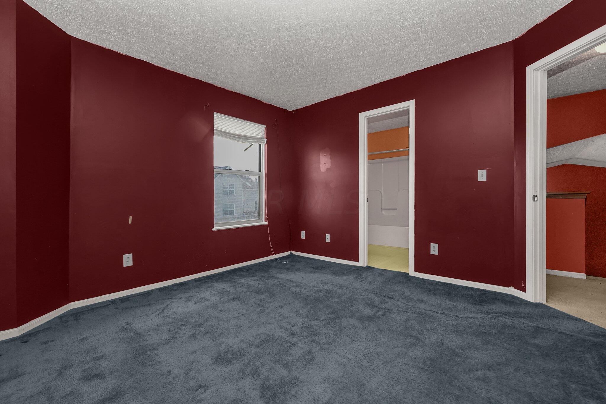 2718 Raphael Drive Columbus, OH 43232 - Photo 18 of 33 9-web-or-mls-2718-raphael-dr